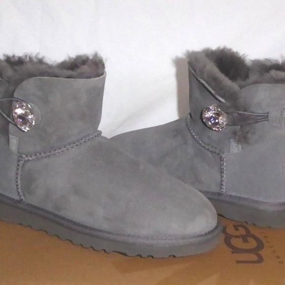 ugg mini bailey button grey